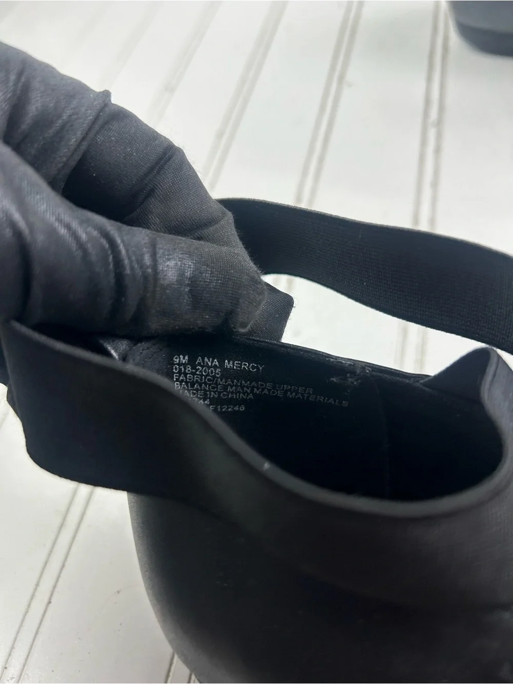 A.N.A Black Leather Crisscross Ankle Strap Slip On Ballet Flats Women’s Size 9M